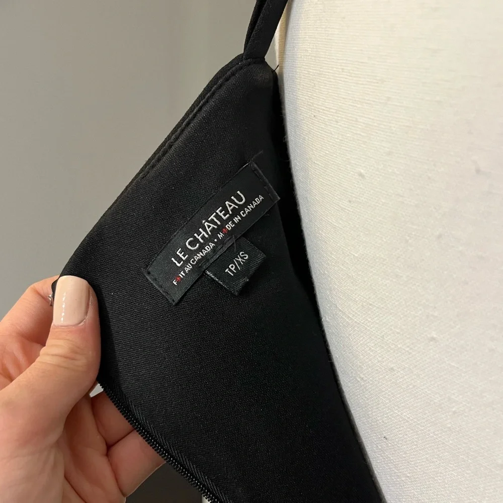 Black Dress - Picture 5 of 6